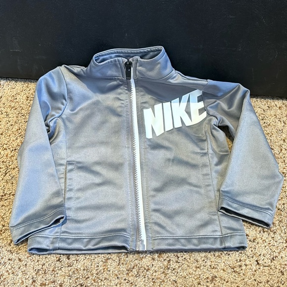 Nike Jacket Unlined Grey 18M - Picture 1 of 1